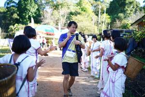 BIB: 
                            <button type="button" onclick="openModal(19032009)" class="btn btn-primary btn-sm float-right btn-popup" data-toggle="modal" data-target=".modal-high-quality">
                        <i class="fas fa-shopping-cart"></i> Add to Cart
                    </button>
                                            <button type="button" onclick="isThisMe(19032009, true)" class="btn btn-success btn-sm float-right btn-popup btn-isme hidden" data-toggle="tooltip" data-placement="bottom" title="นี่คือรูปของคุณใช่ไหม คลิกที่นี่เพื่อเอาเข้าอัลบั้ม">
                        <i class="fas fa-plus"></i> Add to album
                    </button>
                    <button type="button" onclick="isThisMe(19032009, false)" class="btn btn-warning btn-sm float-right btn-popup btn-isnotme hidden">
                        <i class="fas fa-ban"></i> Remove from album
                    </button>